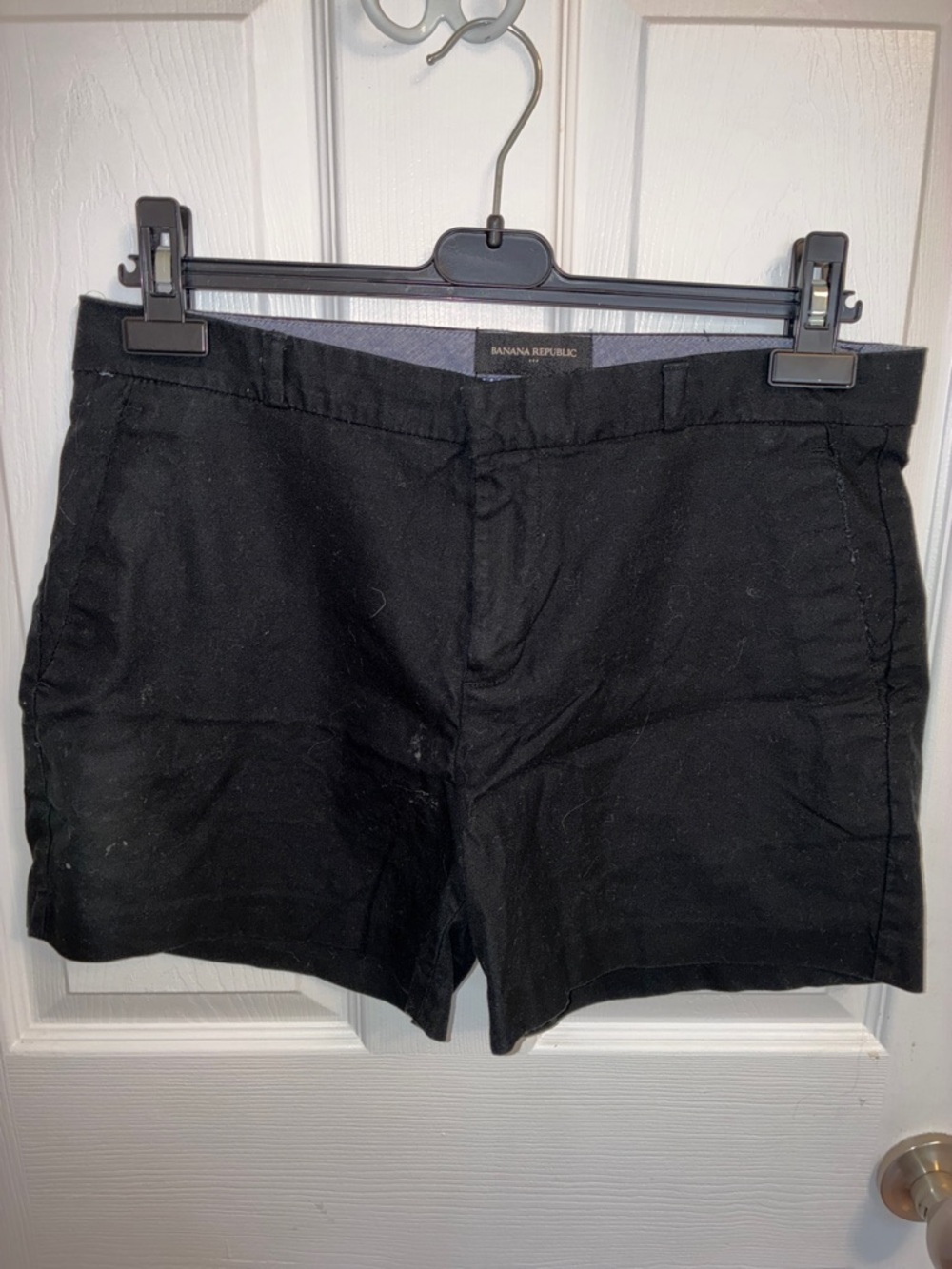 Banana Republic Factory Black Women's Flat-Front Casual Shorts
